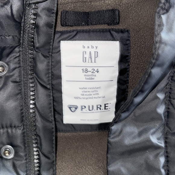 Baby Gap coat size 18-24 months in great condition - Picture 2 of 9